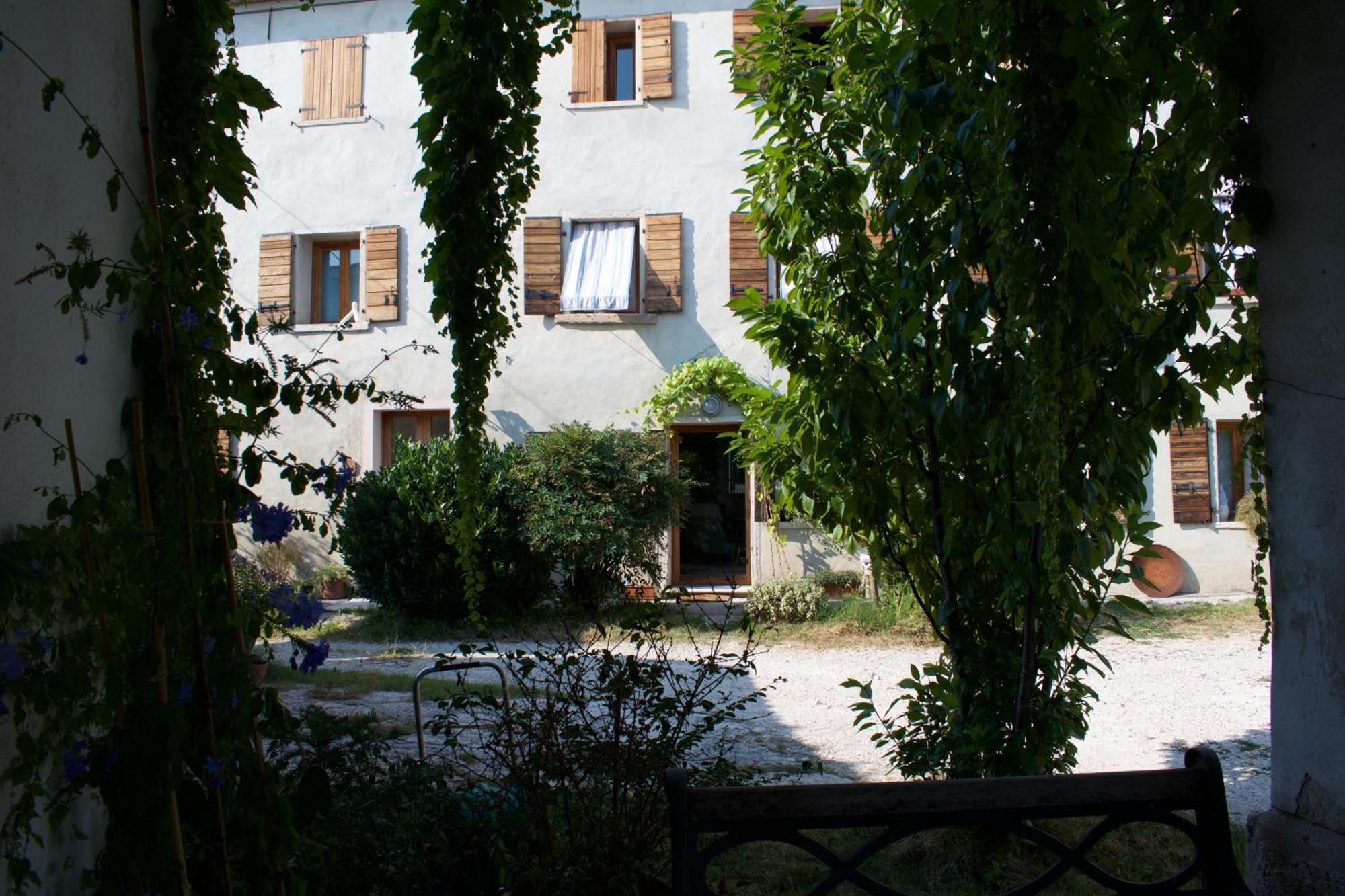 B&B Rosales Borso del Grappa Exterior foto